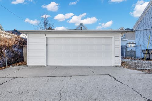 1718 Rusk Ave, Milwaukee WI 53207-2504 exterior