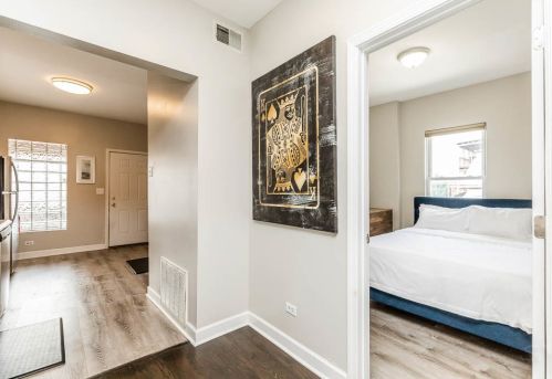 938 Noble St, Chicago IL  60642-5303 exterior