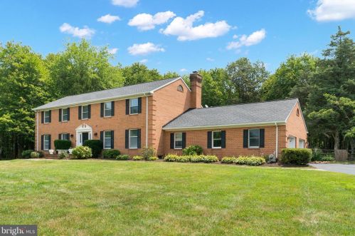 20340 Oatlands Chase Pl, Leesburg, VA 20175-8828