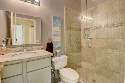 6871 Cairnwell Dr, Boynton Beach FL 33472-2960 exterior