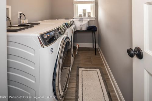 64 Poplar Ave, Red Bank NJ exterior