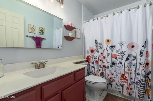 15858 40th Pl, Phoenix AZ  85032-4104 exterior