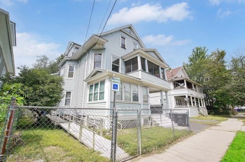 54 Lester St, Springfield MA 01108-2140 exterior