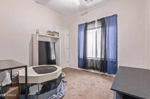 5641 10 Dr, Phoenix AZ 85041-8354 exterior