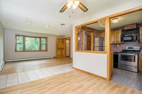 16 Attawaugan Xing Rd, Killingly CT 06241-1602 exterior