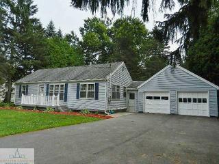 2021 Haslett Rd, Haslett MI  48840-8601 exterior