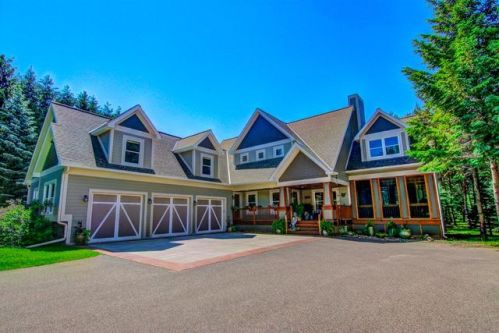 2420 Oakgreen Ave, Stillwater MN  55082-1523 exterior