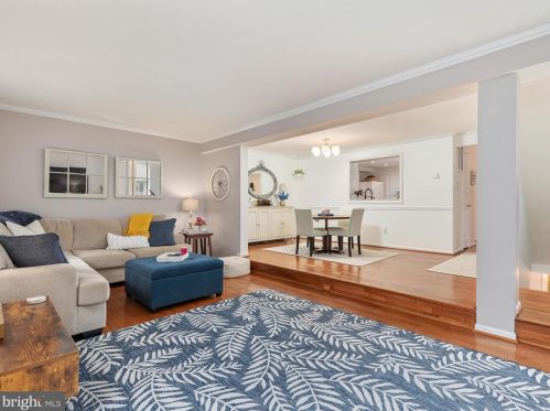 6070 Alexander Ave, Alexandria VA  22310-4382 exterior