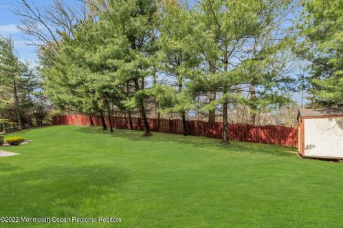 100 Serpentine Dr, Morganville NJ 07751-1400 exterior