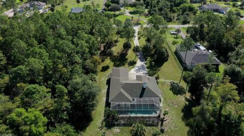 2661 2 St, Naples FL 34120-1389 exterior