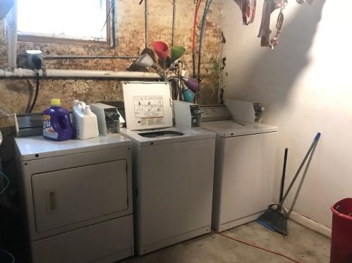 87 Ruggles St, Providence RI 02908-3614 exterior