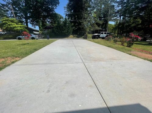 3067 Barksdale Cir, Atlanta GA 30344-5401 exterior