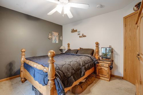 8520 Acorn Path, Bull Valley IL 60097-8866 exterior