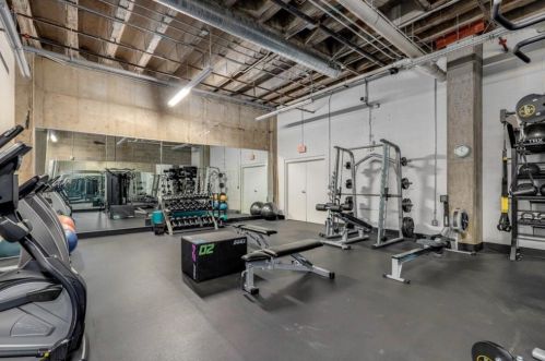 3030 Bryan St, Dallas TX  75204-6104 exterior