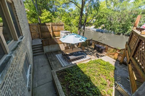 2703 Agatite Ave, Chicago IL 60630-3501 exterior