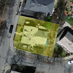 32 Mechanic St, Newton MA  02464-1414 aerial view