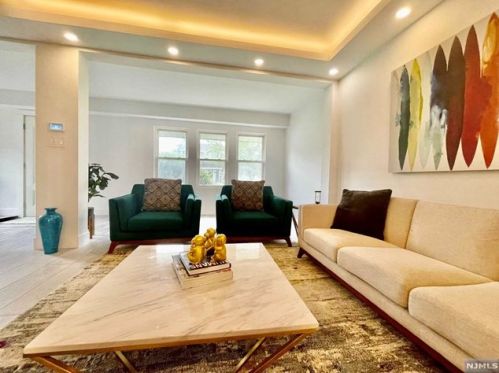 91 Garden St, Teaneck, NJ 07666-5921