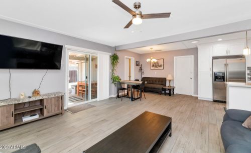 7208 21st Ave, Phoenix AZ  85021-7810 exterior