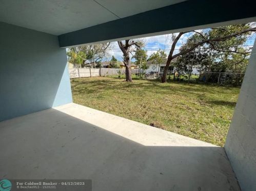 1937 Beauregard St, Fort Pierce FL  34953-1752 exterior