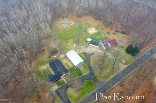 1662 136th St, Grant MI 49327-9643 exterior