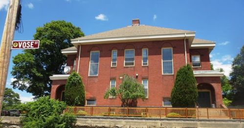 388 Vose St, Woonsocket RI  02895-5845 exterior