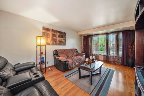 6116 Kolin Ave, Chicago IL 60629-5202 exterior