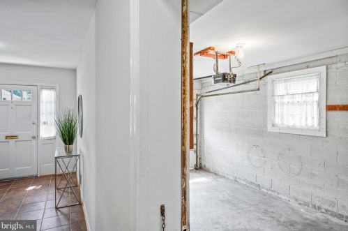 11814 Coldstream Dr, Rockville MD 20854-3620 exterior