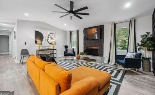 2891 Alexandria Dr, Atlanta GA  30331-5324 exterior