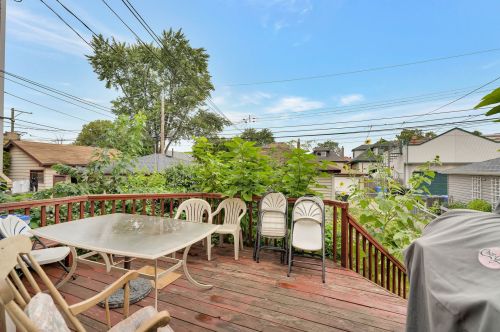 5442 Berteau Ave, Chicago IL 60641-1311 exterior