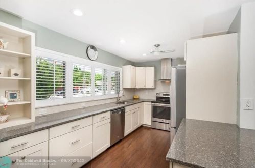 1231 4th St, Boca Raton FL  33486-4431 exterior