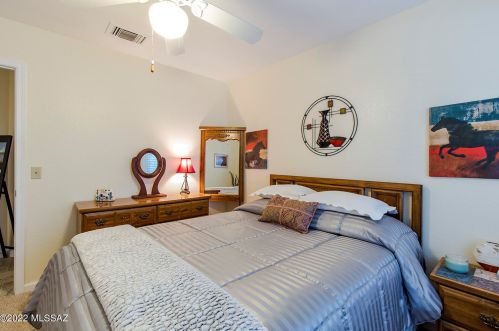 1501 Cyn Shadows Ln, Tucson AZ 85737-7716 exterior