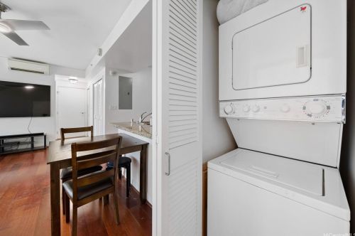 909 Kapiolani Blvd, Honolulu HI  96814-2199 exterior