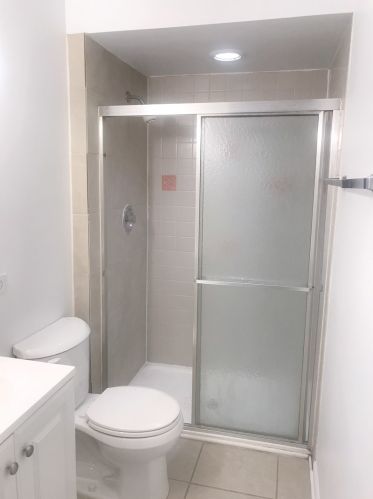 2731 Michigan Ave, Chicago IL  60616-2818 exterior