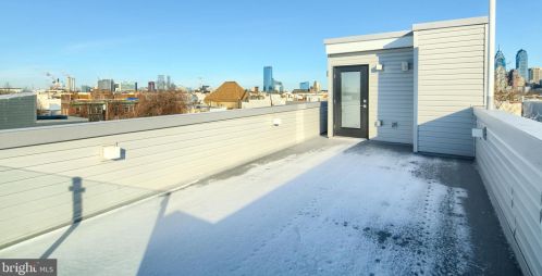 1827 Manton St, Philadelphia PA 19146-2923 exterior