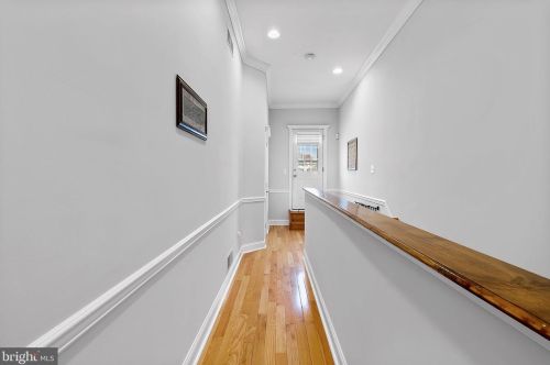 1019 19 St, Philadelphia PA 19146-2938 exterior