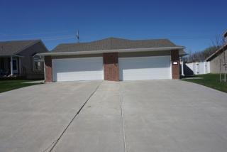 7714 155th Ave, Omaha NE  68138-7469 exterior