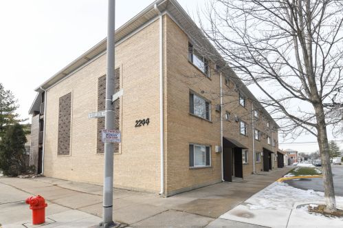 2244 Harlem Ave, Chicago, IL 60707-3203