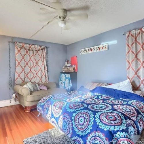 271 Gln St, New Britain CT 06051-2572 exterior