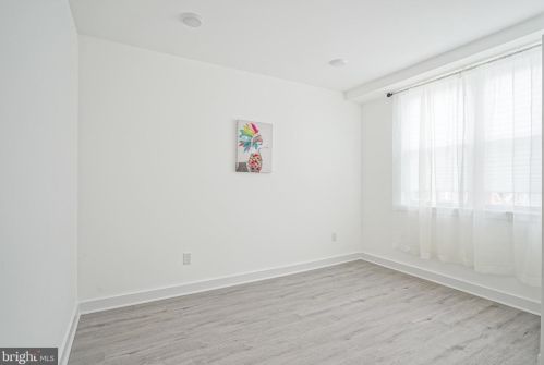 1650 Cheltenham Ave, Philadelphia PA 19126-2919 exterior