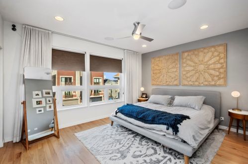 1715 Newberry Ave, Chicago IL 60608-2333 exterior