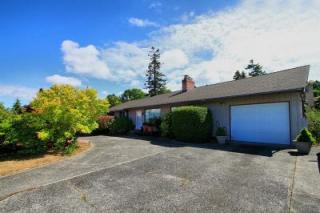 16710 16 Ave, Seattle WA  98177-3849 exterior