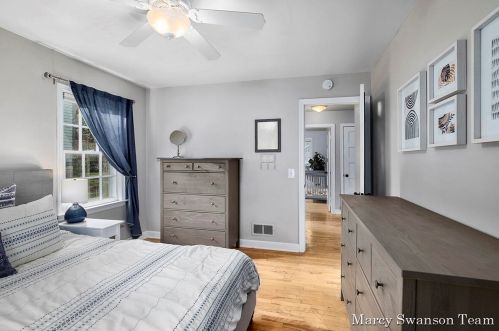 918 Hazen St, Grand Rapids MI 49507-3330 exterior