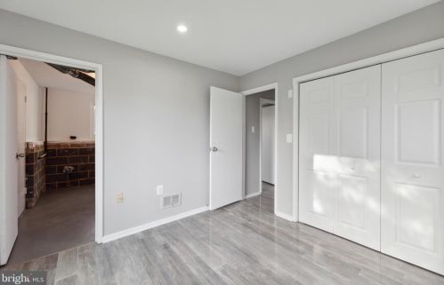 4000 Javins Dr, Alexandria VA  22310-2037 exterior