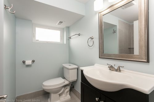 6322 Oak Park Ave, Chicago IL 60638-4018 exterior