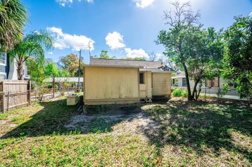 8112 Alaska St, Tampa FL  33604-3244 exterior