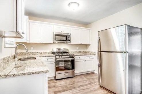 416 Macedonia Rd, Atlanta GA  30354-2837 exterior