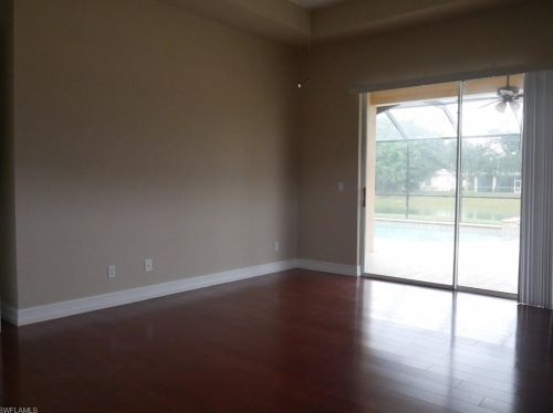 880 Grand Rpd Blvd, Naples FL 34120-4429 exterior