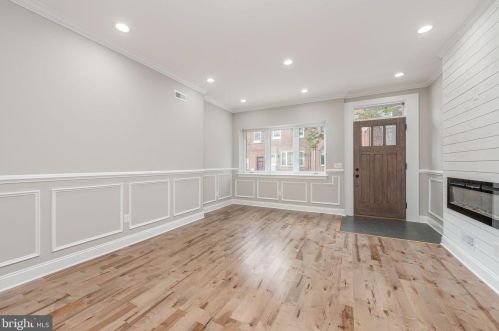 1621 10th St, Philadelphia PA 19148-1132 exterior