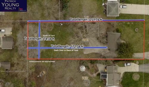 2441 111, Milwaukee WI 53226-4111 exterior