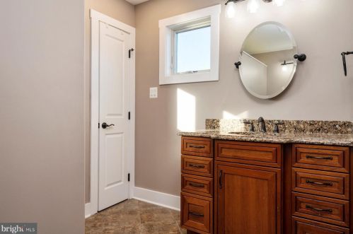 3717 Parke Dr, Edgewater MD 21037-4115 exterior